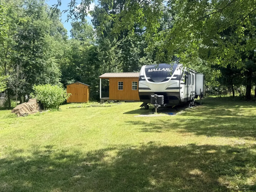 8-7 Woodhaven Lakes Sublette IL 61367