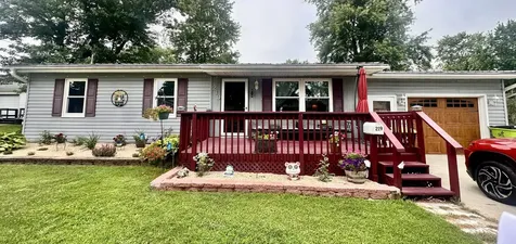 219 Scott Street Chenoa IL 61726