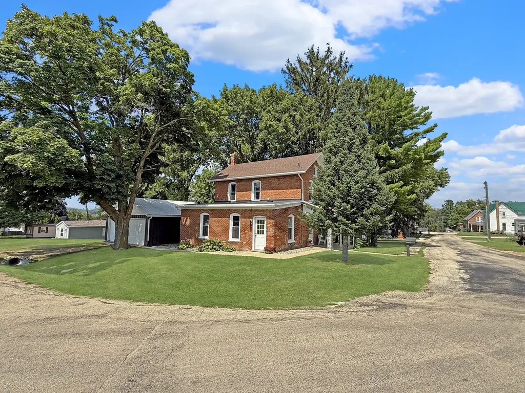 104 South Johnson Street Orangeville IL 61060