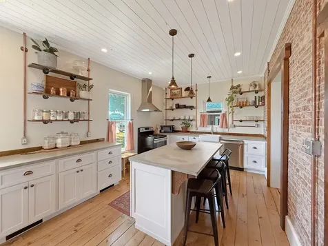 104 South Johnson Street Orangeville IL 61060