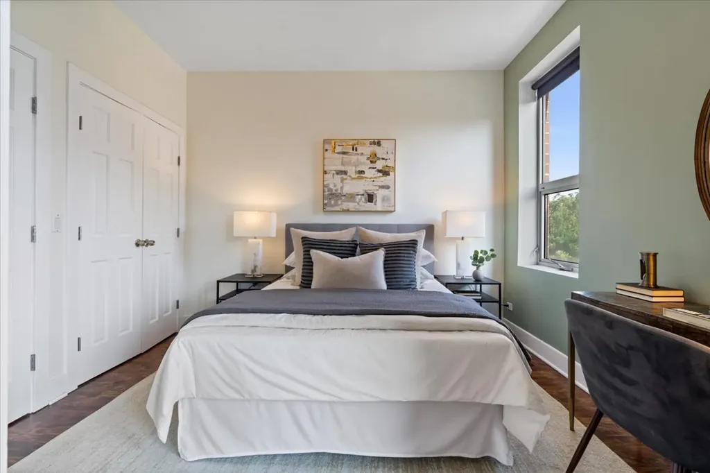 1850 West Division Street Chicago IL 60622
