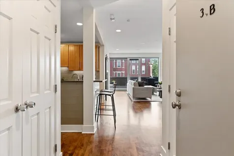 1850 West Division Street Chicago IL 60622