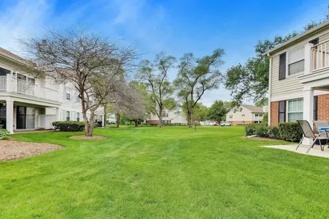 592 Edinburgh Lane Prospect Heights IL 60070