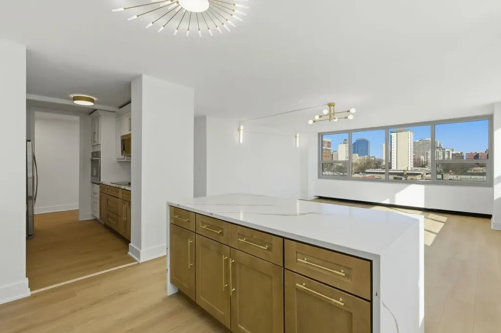 1700 East 56th Street Chicago IL 60637