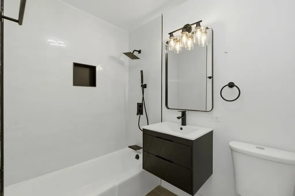 1700 East 56th Street Chicago IL 60637