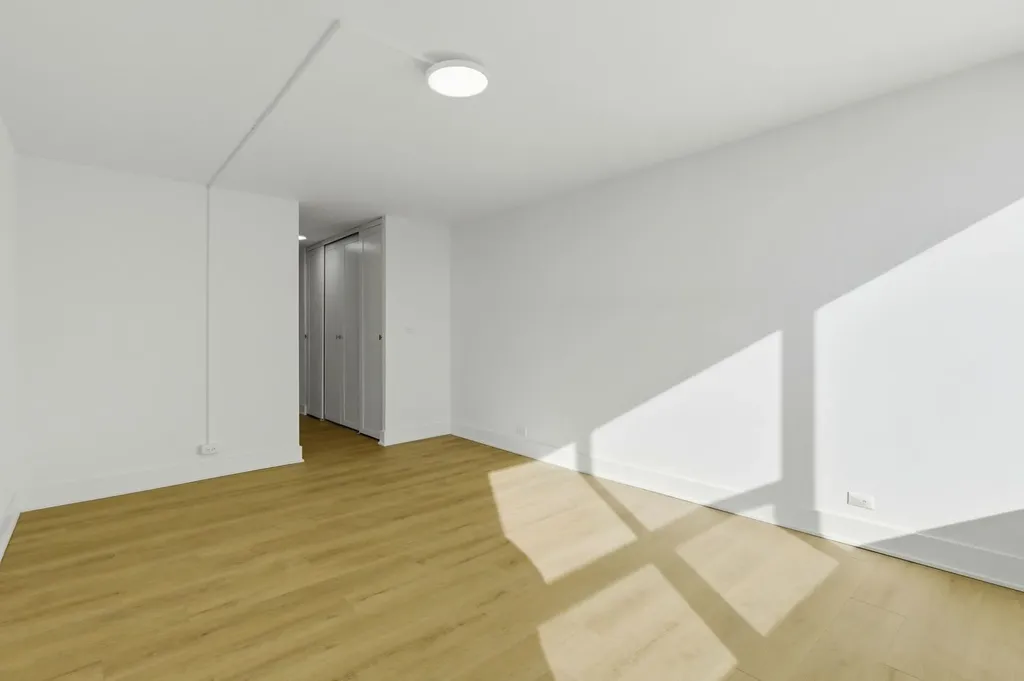 1700 East 56th Street Chicago IL 60637