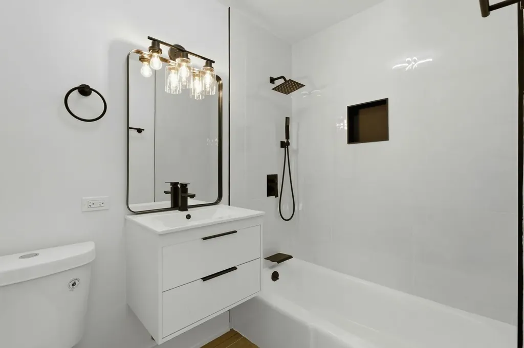 1700 East 56th Street Chicago IL 60637
