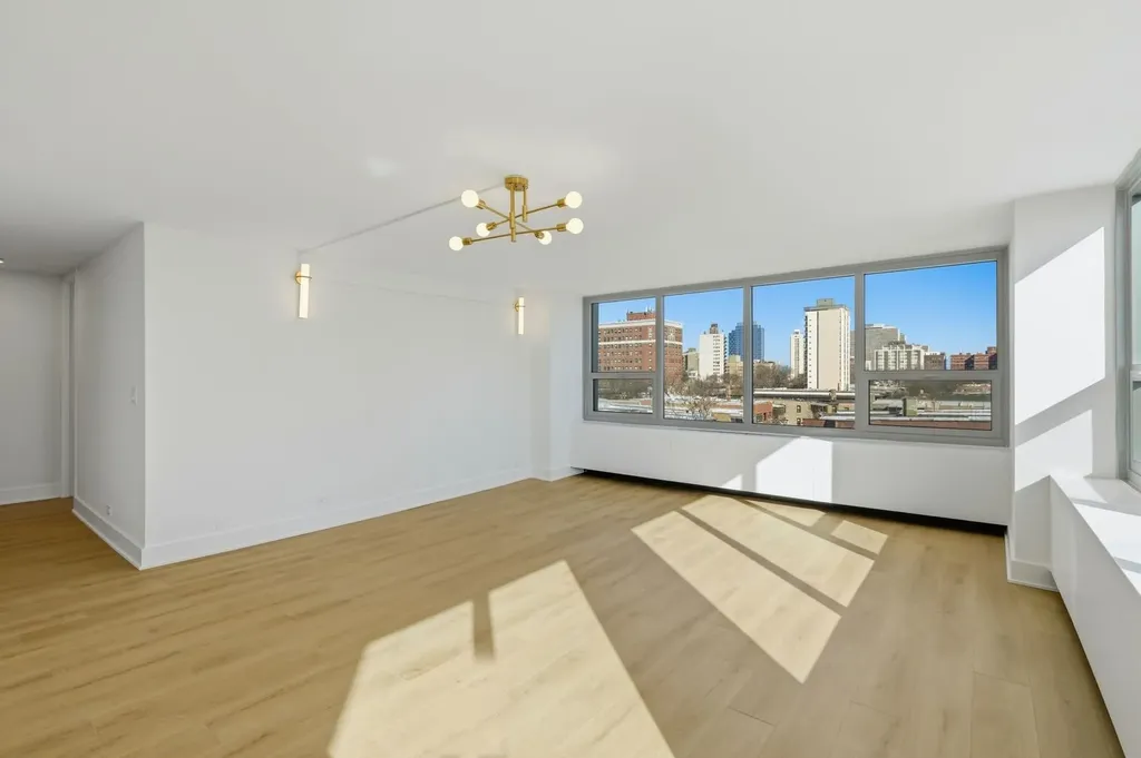 1700 East 56th Street Chicago IL 60637