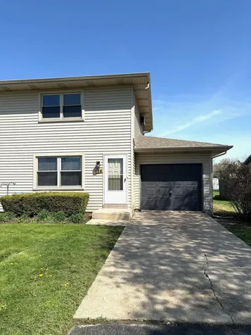 724 Oakton Road Montgomery IL 60538