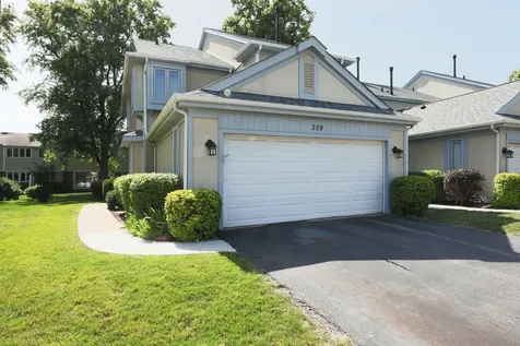 329 Redwing Drive Deerfield IL 60015