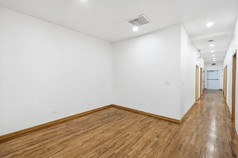 2723 North Clark Street Chicago IL 60614
