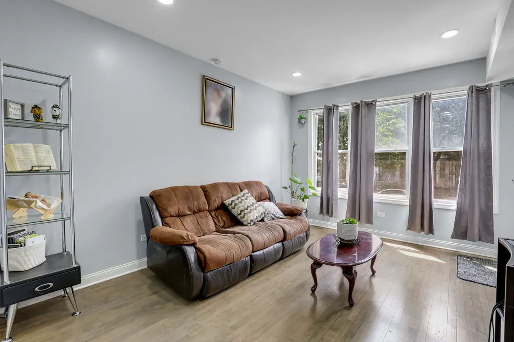 4849 South Paulina Street Chicago IL 60609