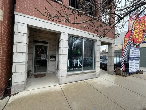1832 West Belmont Avenue Chicago IL 60657