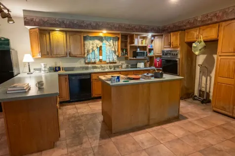 414 North 3rd Avenue Chenoa IL 61726