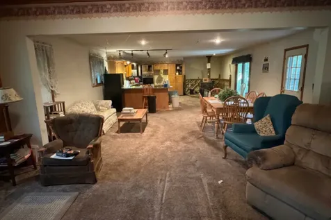 414 North 3rd Avenue Chenoa IL 61726