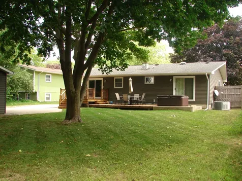 514 Garnett Avenue Winthrop Harbor IL 60096