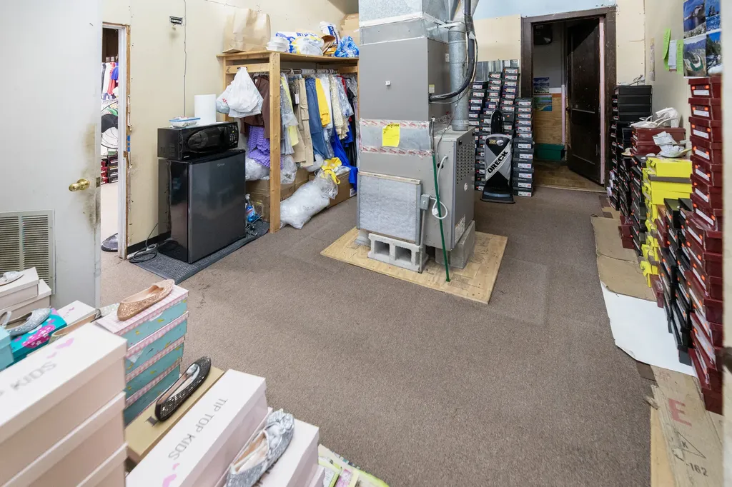 4728 South Ashland Avenue Chicago IL 60609