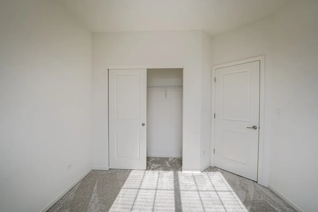 2945 Showplace Drive Naperville IL 60564