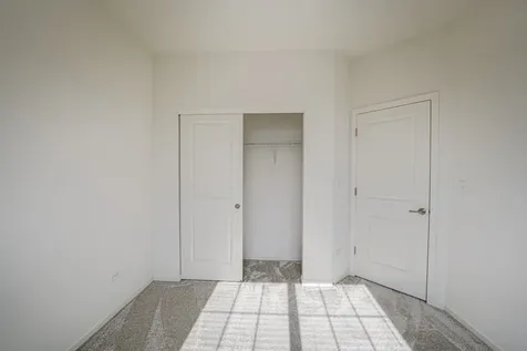 2945 Showplace Drive Naperville IL 60564
