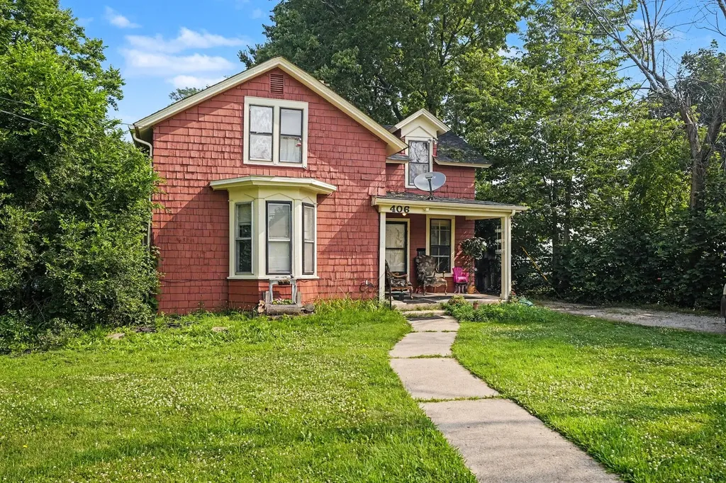 406 Bent Street Elgin IL 60120