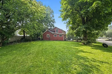 406 Bent Street Elgin IL 60120