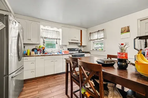 406 Bent Street Elgin IL 60120