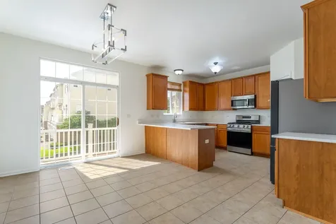 1682 Dogwood Lane Hanover Park IL 60133
