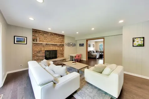 802 Wilmot Road Deerfield IL 60015