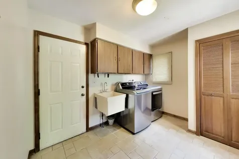 802 Wilmot Road Deerfield IL 60015