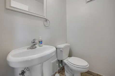 108 Boardwalk Street Elk Grove Village IL 60007