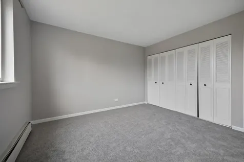 108 Boardwalk Street Elk Grove Village IL 60007