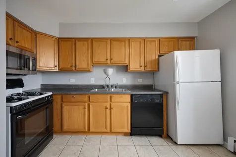 108 Boardwalk Street Elk Grove Village IL 60007