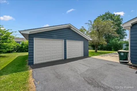 355 Hilltop Drive North Aurora IL 60542
