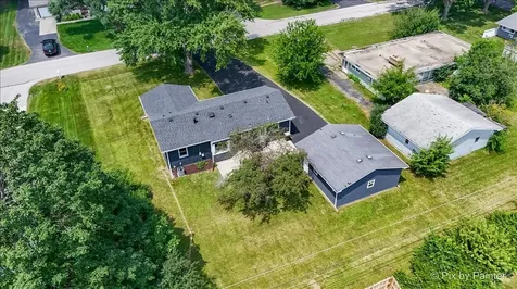 355 Hilltop Drive North Aurora IL 60542