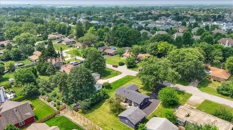 355 Hilltop Drive North Aurora IL 60542