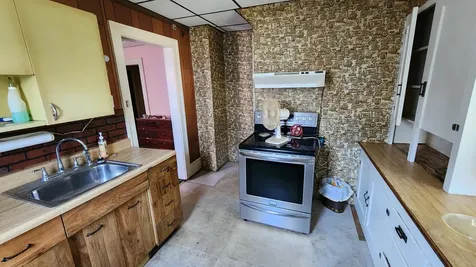 1543 26TH Street Rock Island IL 61201