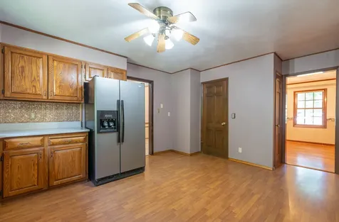 23 Elizabeth Circle Freeport IL 61032