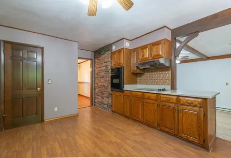 23 Elizabeth Circle Freeport IL 61032