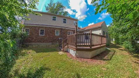 23 Elizabeth Circle Freeport IL 61032