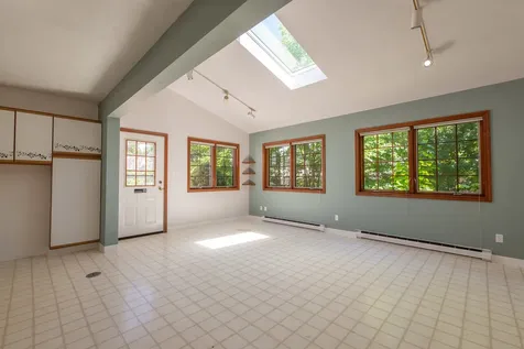 23 Elizabeth Circle Freeport IL 61032