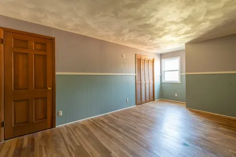 23 Elizabeth Circle Freeport IL 61032
