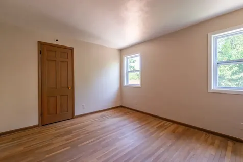 23 Elizabeth Circle Freeport IL 61032