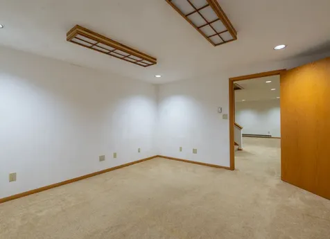 23 Elizabeth Circle Freeport IL 61032