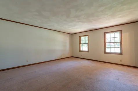 23 Elizabeth Circle Freeport IL 61032