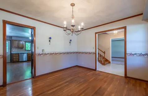 23 Elizabeth Circle Freeport IL 61032