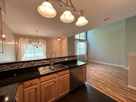 1282 Walnut Glen Drive Crystal Lake IL 60014