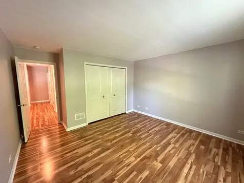 1282 Walnut Glen Drive Crystal Lake IL 60014
