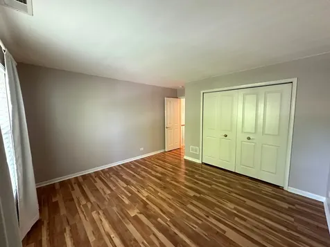 1282 Walnut Glen Drive Crystal Lake IL 60014