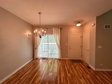 1282 Walnut Glen Drive Crystal Lake IL 60014