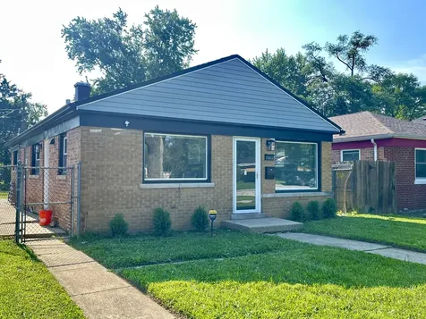 15822 South Ashland Avenue Harvey IL 60426